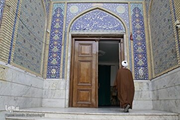 Em Fotos: Biblioteca do Grande Ayatollah Golpaygani em Qom