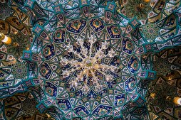 İmam Hüseyin Türbesi çinilerinde İslami motifler / fotoğraf